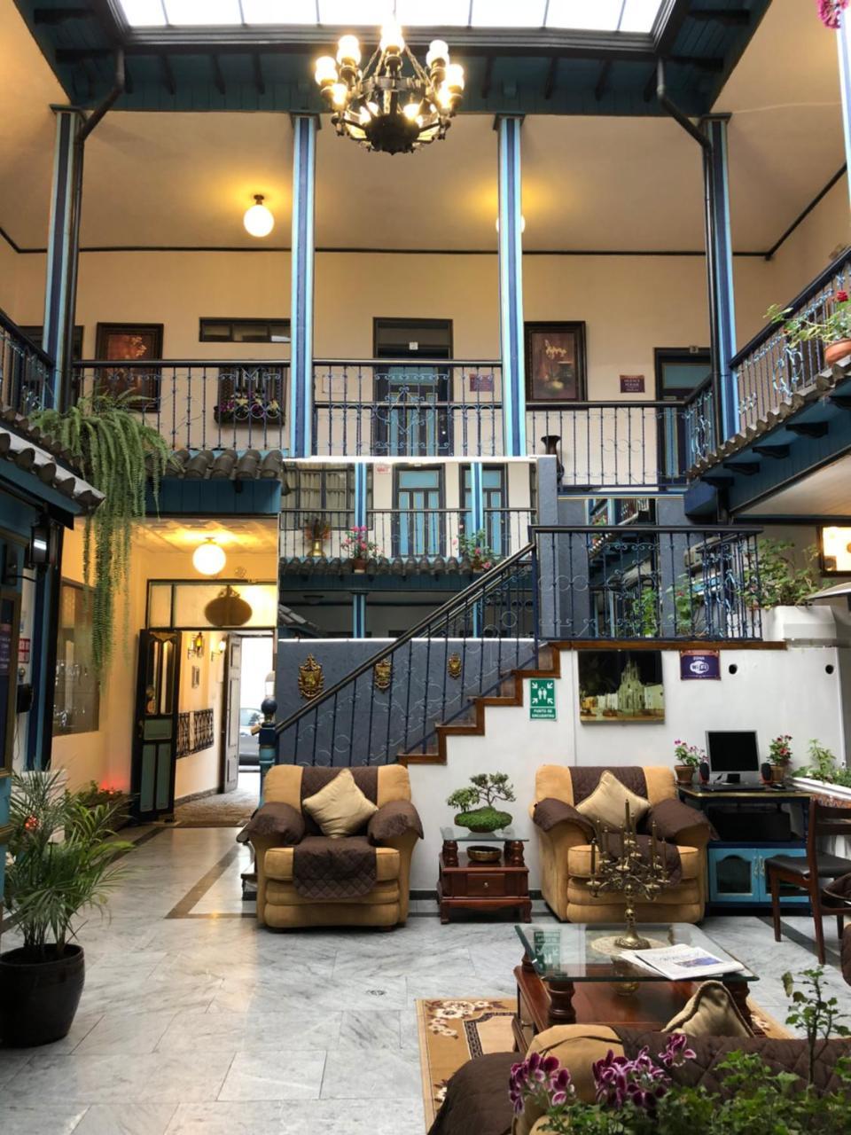 Hotel Montecarlo Riobamba Eksteriør bilde